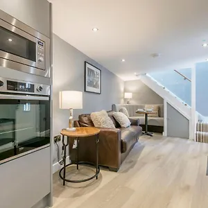The Old School - The Lace Market Apartment Nottingham