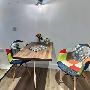 Beaverhall Apartment EDI