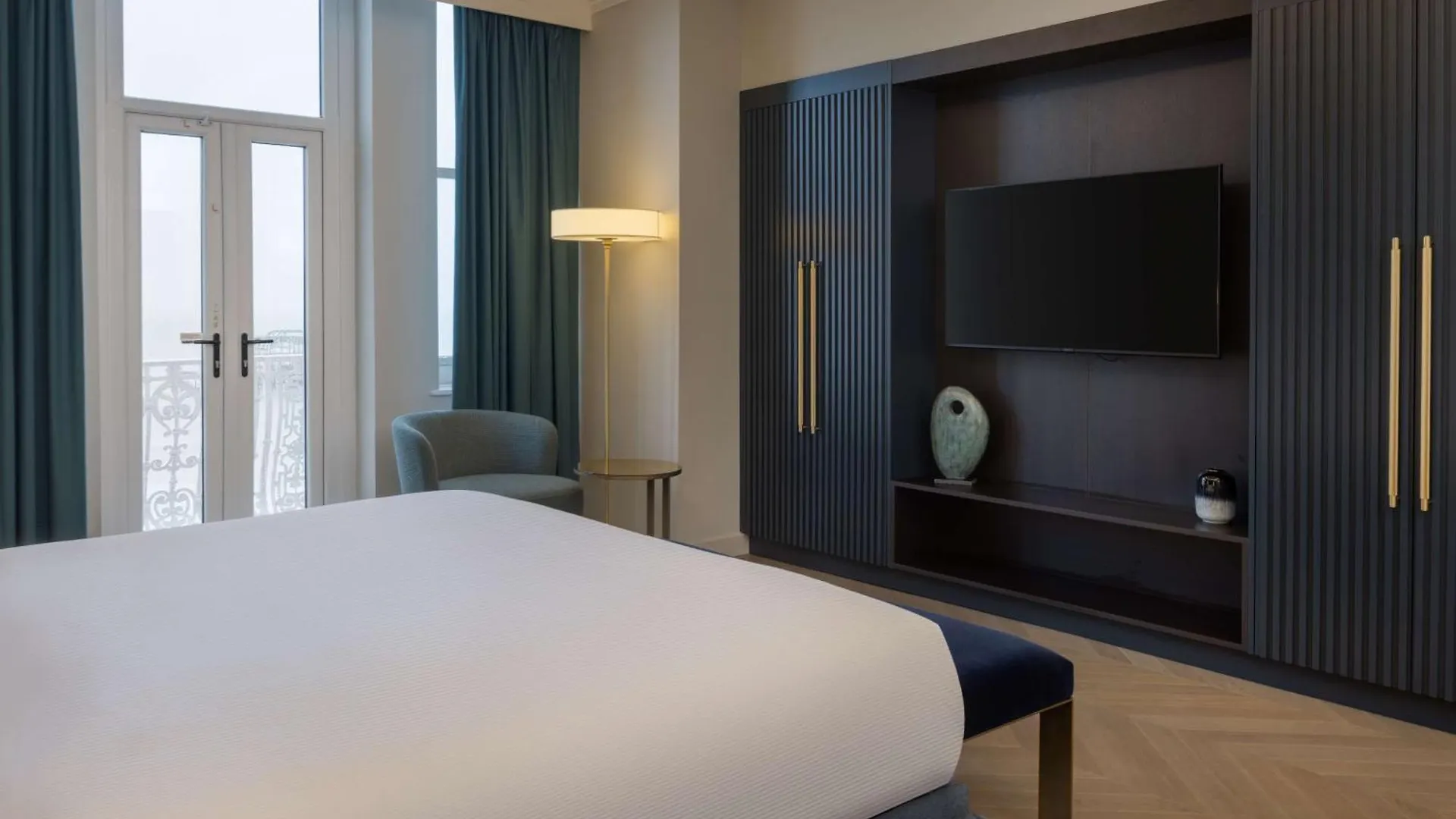 Doubletree By Hilton Brighton Metropole Hotel