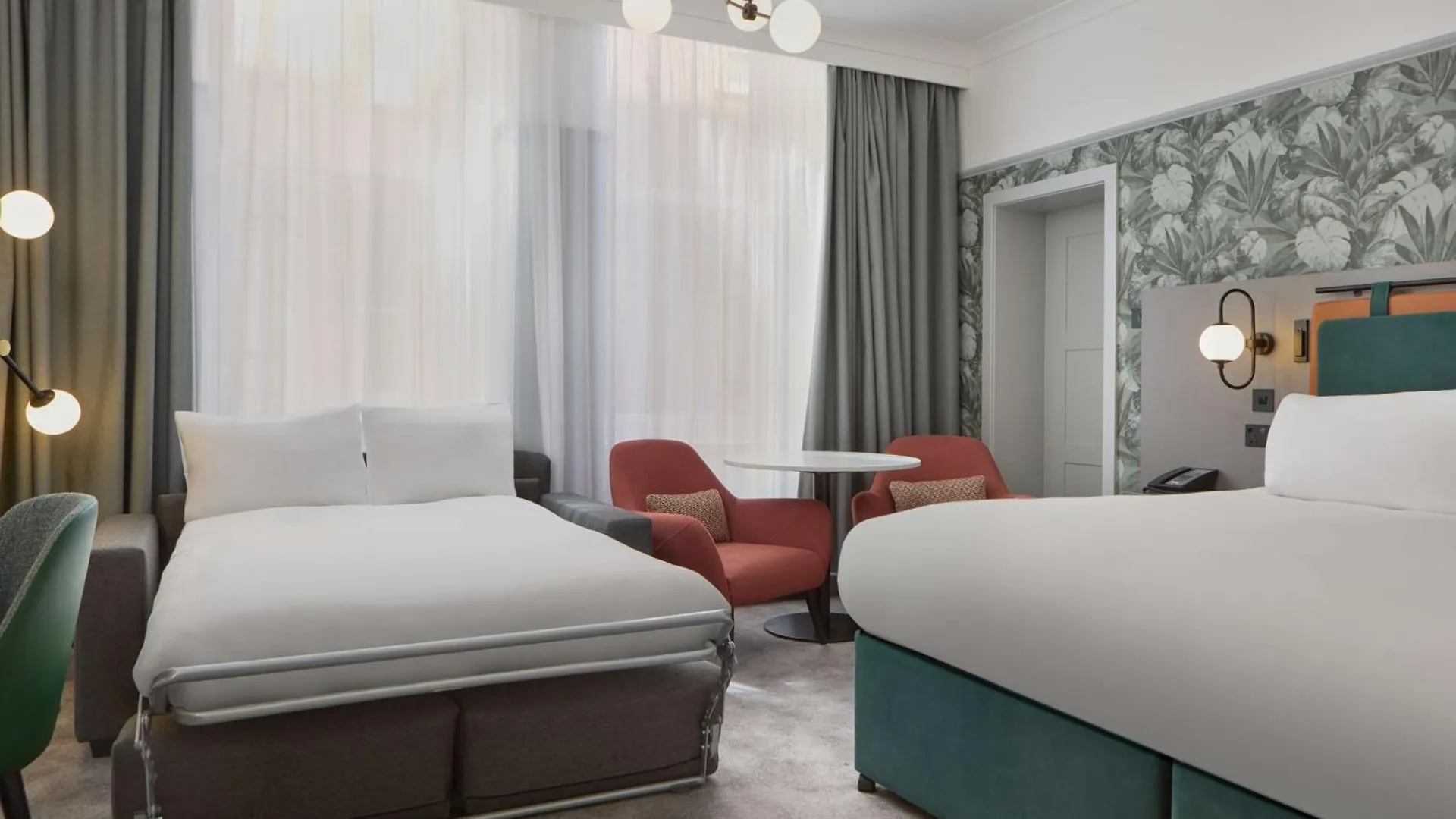 Doubletree By Hilton Brighton Metropole Hotel
