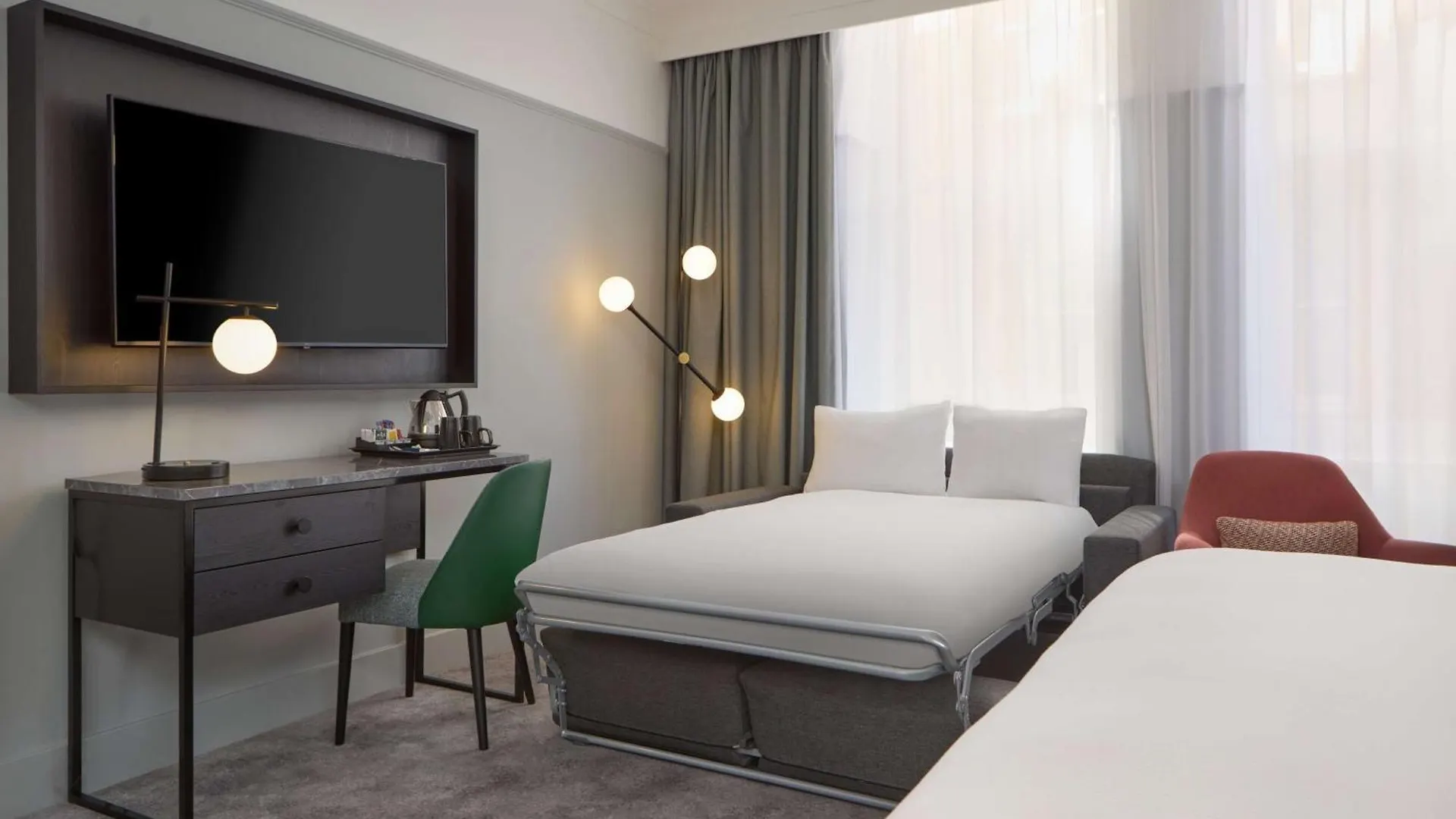 Doubletree By Hilton Brighton Metropole Hotel