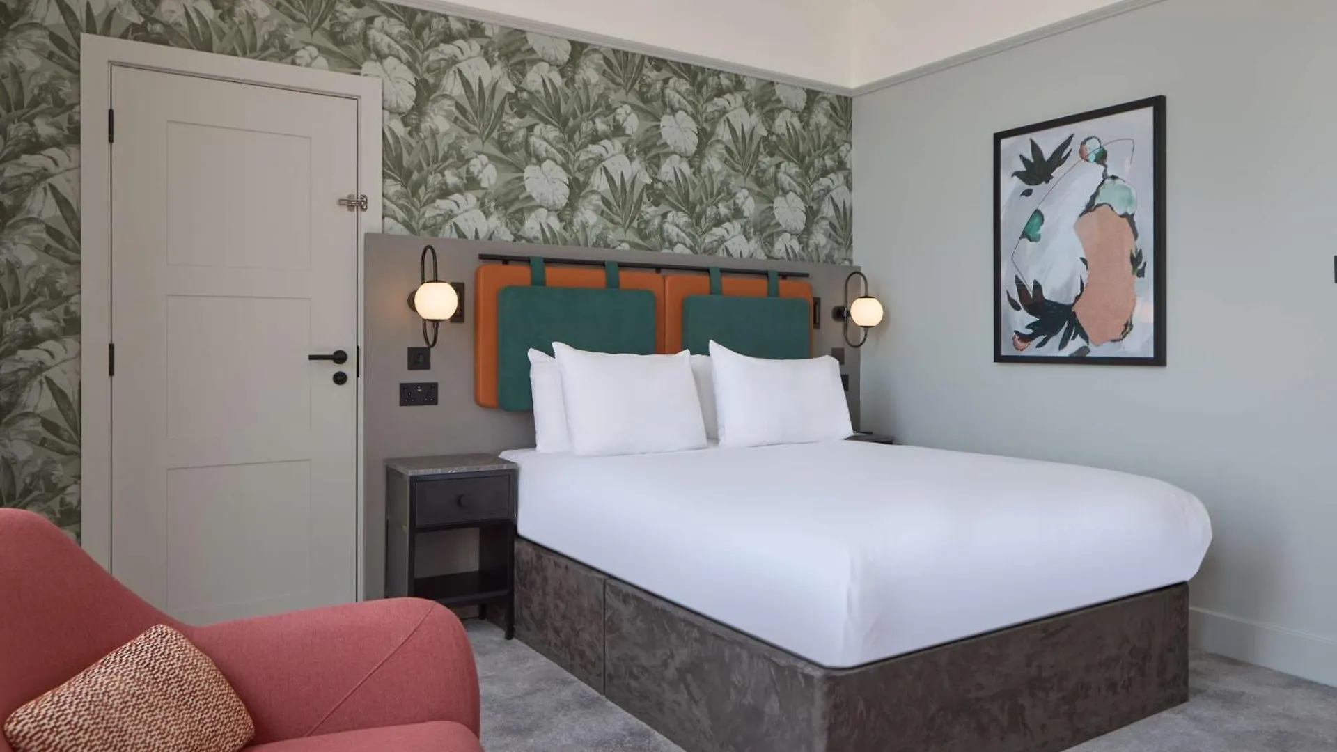 Doubletree By Hilton Brighton Metropole Hotel