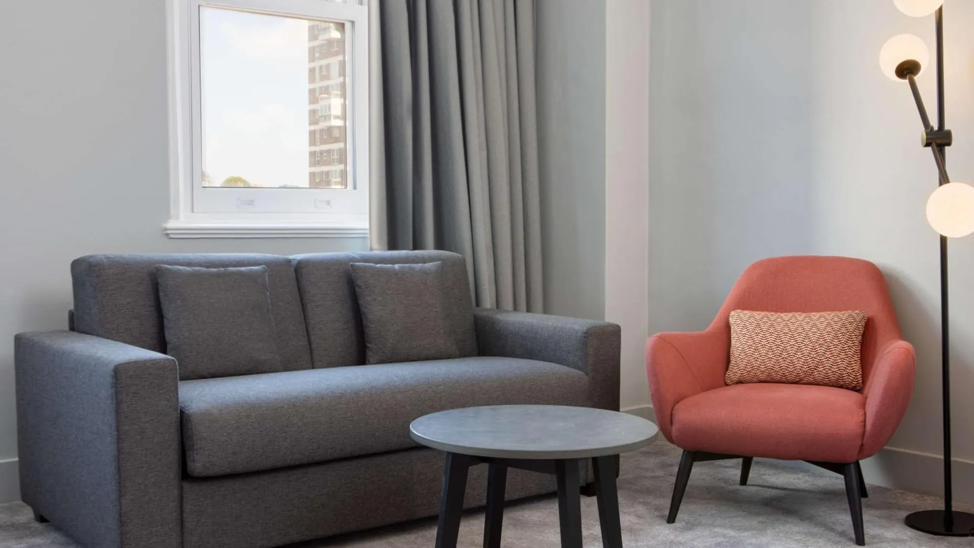 Doubletree By Hilton Brighton Metropole Hotell